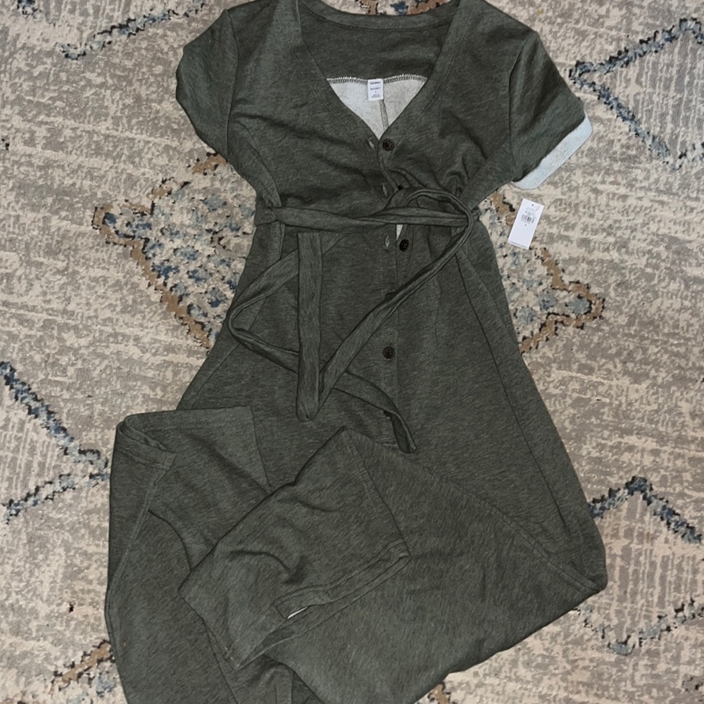Maternity jumpsuit 🖤
